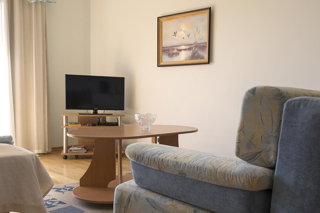 Holiday Apartment Pikk Pärnu Kamer foto